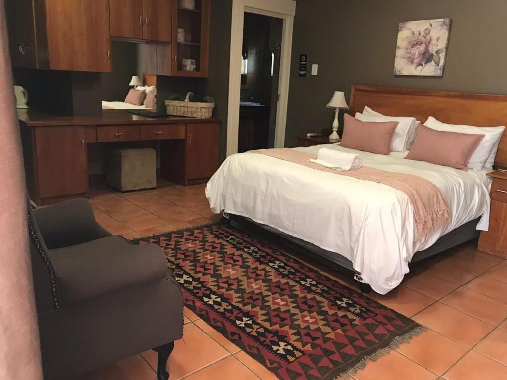 Casa Grande Guest Lodge Brits Esterno foto